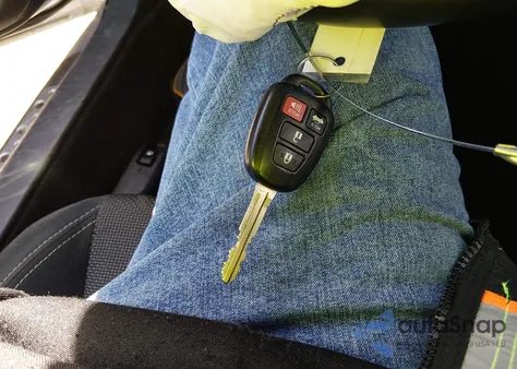 2017 Toyota 86 из США, поврежденный, VIN JF1ZNAA11H9710740